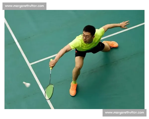 博家俊精彩赛场表现引领羽毛球新一轮竞技热潮