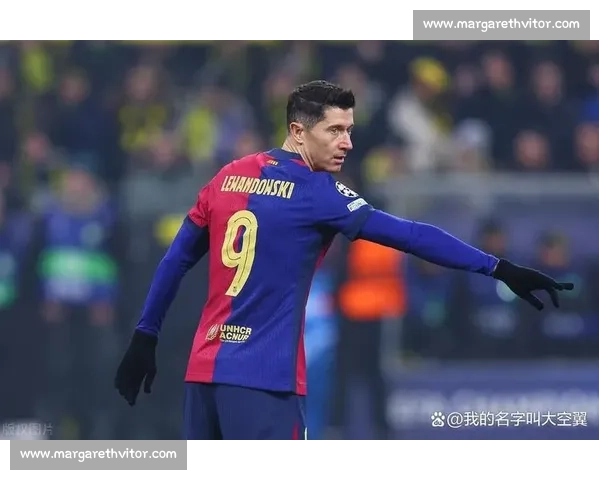 巴萨精彩瞬间集锦:回顾球队激情四射的每一个进球与经典瞬间 巴萨精彩瞬间集锦:回顾球队激情四射的每一个进球与经典瞬间