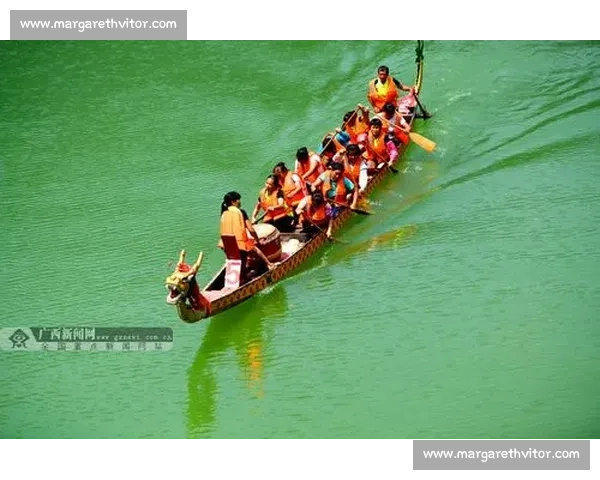 广西龙舟比赛盛况回顾 展现传统文化与现代竞技融合的独特魅力